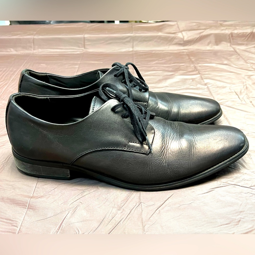 Calvin Klein dress shoe